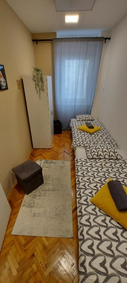 K21 Party Apartment Hotel With Inhouse Ruin Pub Budapesta Exterior foto